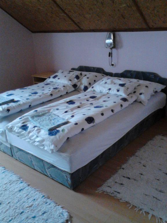Vadvirag Vendeghaz Otel Lenti Oda fotoğraf
